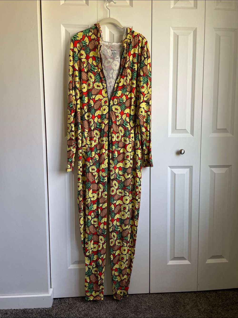 MeUndies Yellow Pineapple-Print Hooded Onesie M / L NWOT